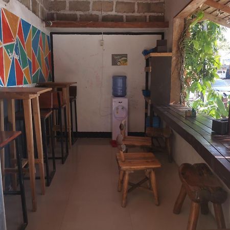 One Hostel - エルニド エクステリア 写真