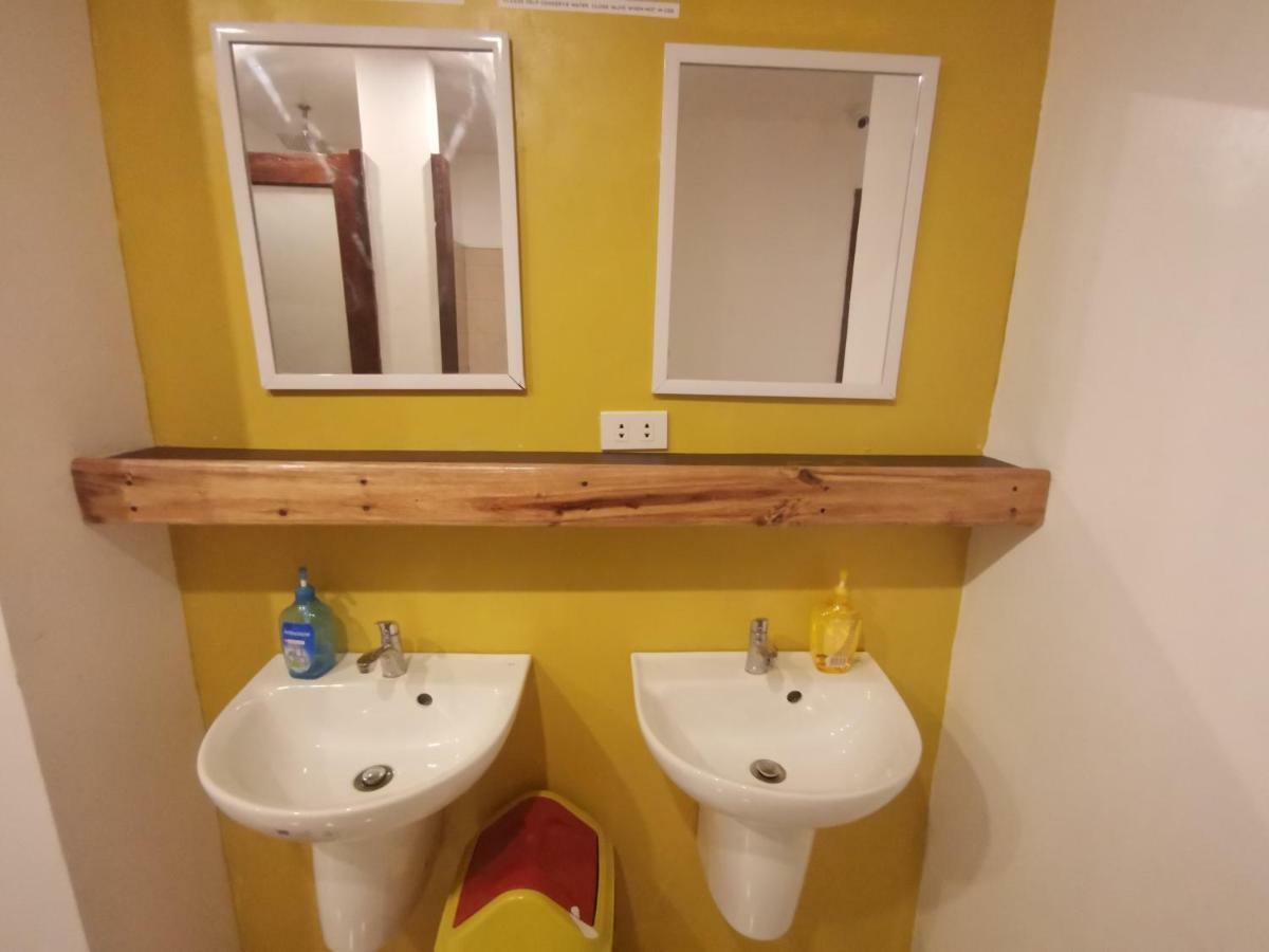 One Hostel - エルニド エクステリア 写真